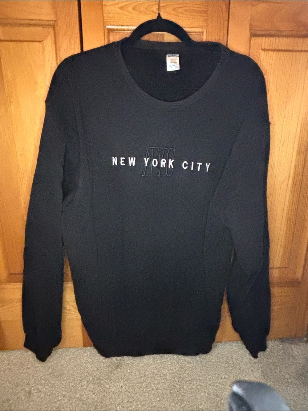 Matrix - Black Crewneck Sweater with New York City Embroidery